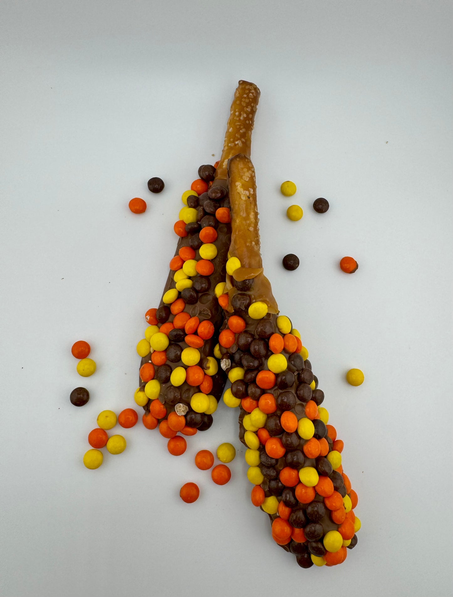 Reese's Pieces Pretzel Rods 2ct