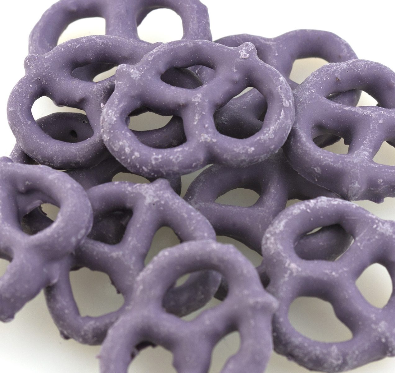 Raspberry Yogurt Coated Pretzels (8 oz.)